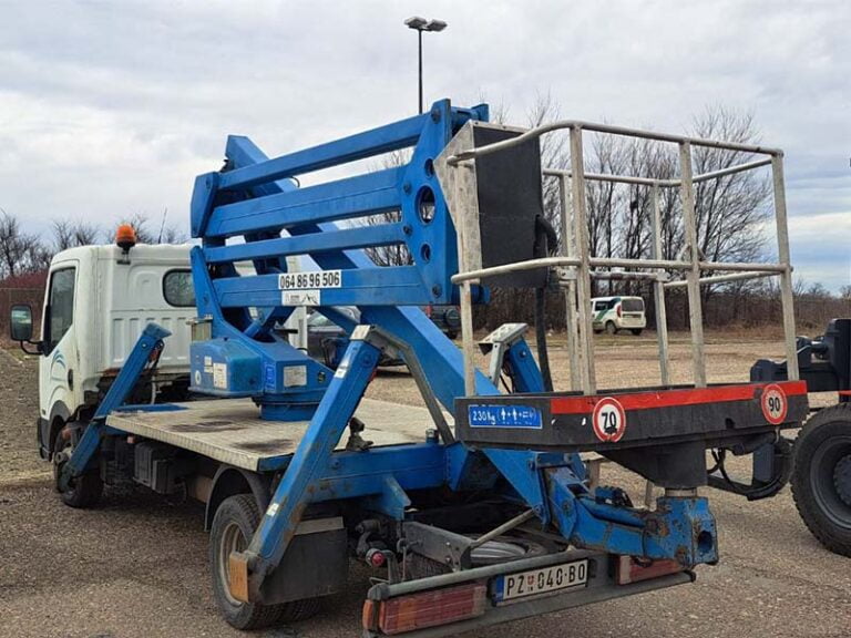 4 razloga zašto je bolje iznajmiti kamion sa korpom nego kupiti ga